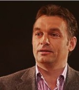 Orbán Viktor - nyakon vágták?