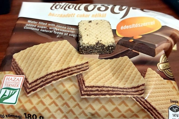 Töltött ostya: reklámfotó és valóság